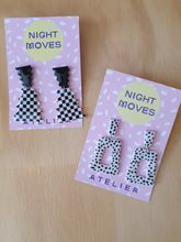 Load image into Gallery viewer, B&amp;W Polka Dot Paddle Earrings