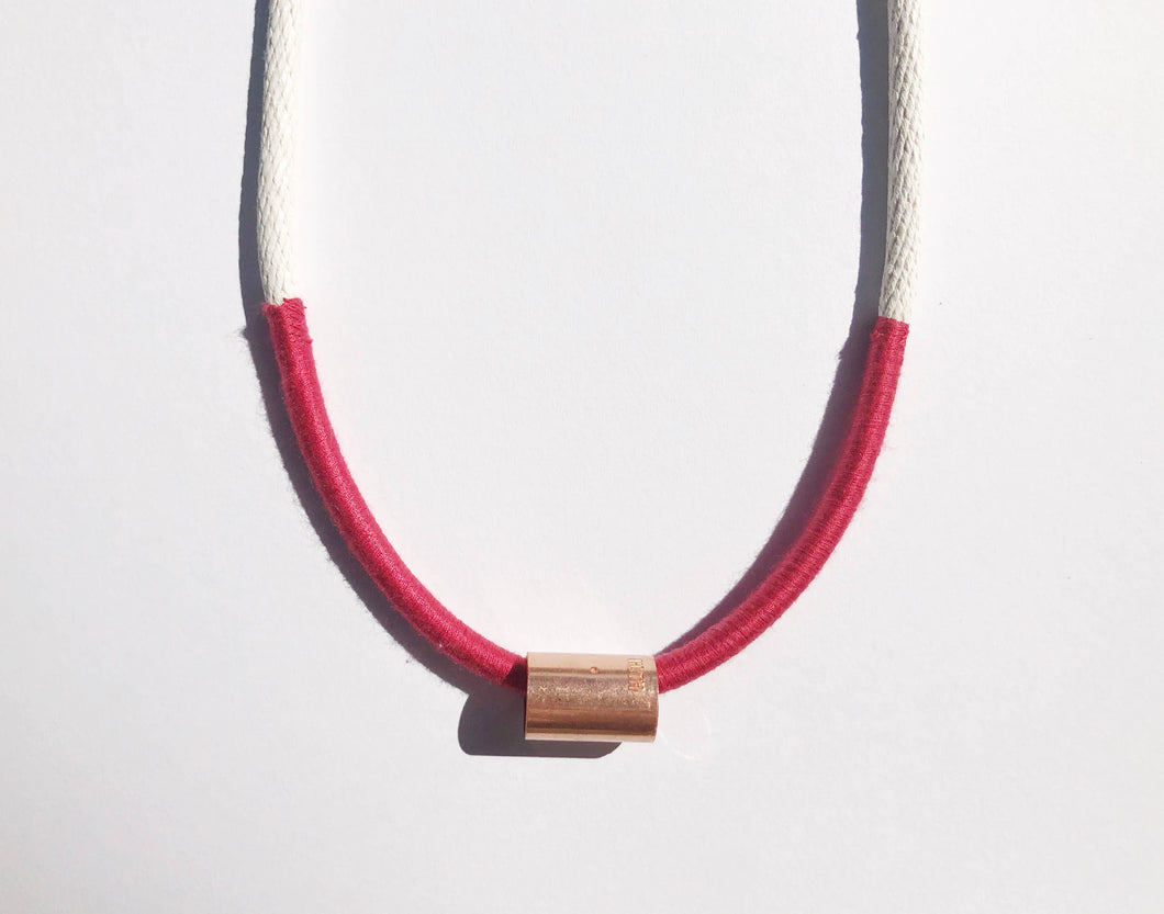 Lundi Necklace - Cream & Raspberry.